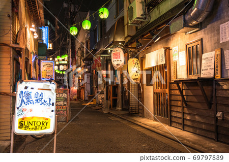 《Tokyo》 Nakano station square, drinking area 69797889