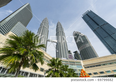 Petronas Towers in Kuala Lumpur Petronas Towers in Kuala Lumpur 69799882