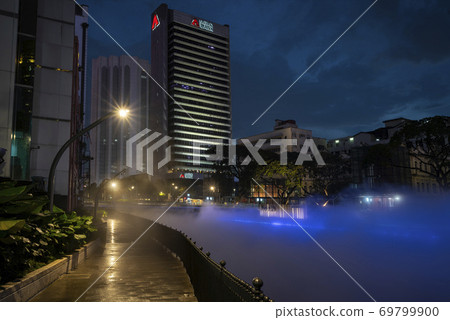 The Klang river at night in Kuala Lumpur The Klang river at night in Kuala Lumpur 69799900