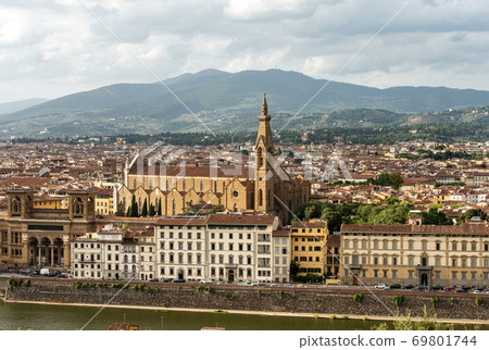 Cityscape of Florence and Basilica of Santa Croce - Tuscany Italy 69801744