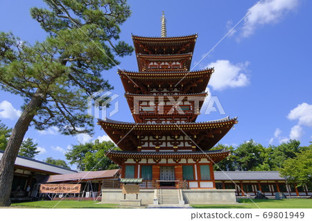Yakushiji Temple, a World Heritage Site in the ancient city of Nara 69801949