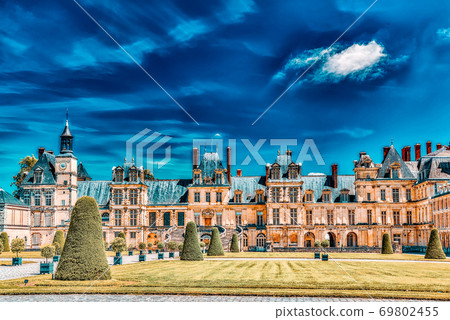 FONTAINEBLEAU, FRANCE - JULY 09, 2016 FONTAINEBLEAU, FRANCE - JULY 09, 2016 69802455