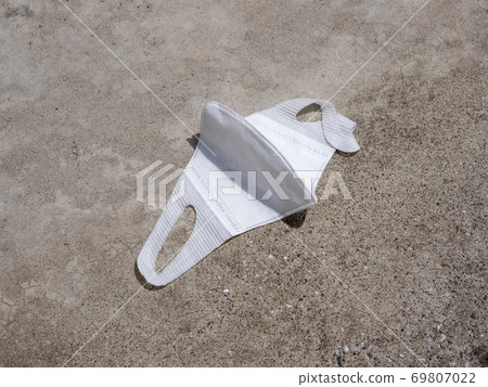 Abandoned mask Abandoned mask 69807022