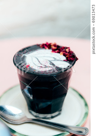 Black Latte from activated charcoal 69813473