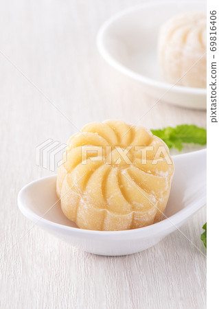 Snow skin moon cake moon cake Mid-Autumn Festival Snow skin moon cake mooncake げっぺい Fifteen Nights 69816406
