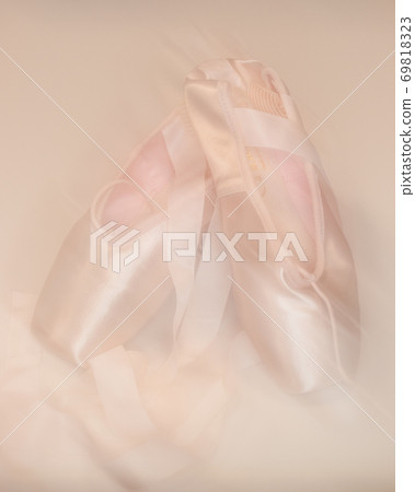 First pointe First pointe 69818323