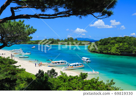 Superb view of Ishigaki Island Kabira Bay 69819330