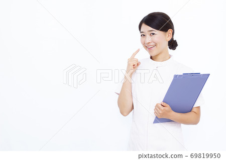 美容診所工作人員 69819950