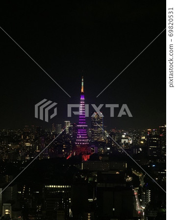 Today is the day when I could see the night view of the pink Tokyo Tower Today is the day when I could see the night view of the pink Tokyo Tower 69820531