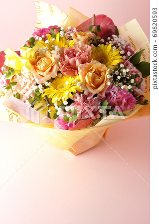 A colorful bouquet of various flowers 69820593