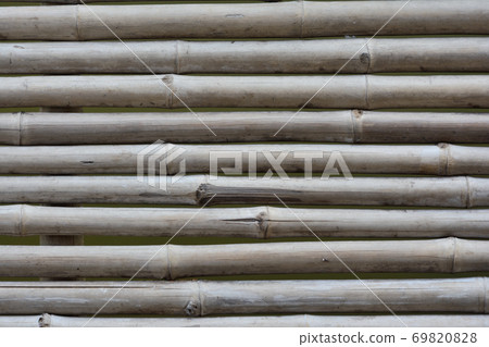 Bridge for corridors made of bamboo.bamboo texture background 69820828