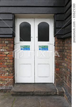 Fire exit Fire exit 69825380