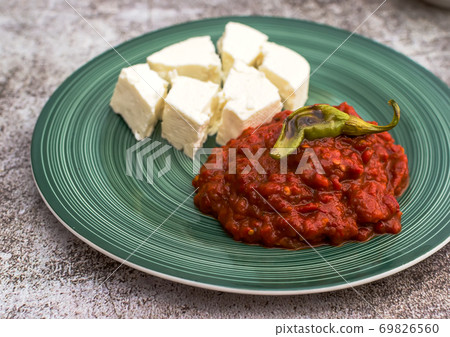 Bulgarian traditional dish - lyutenitza 69826560