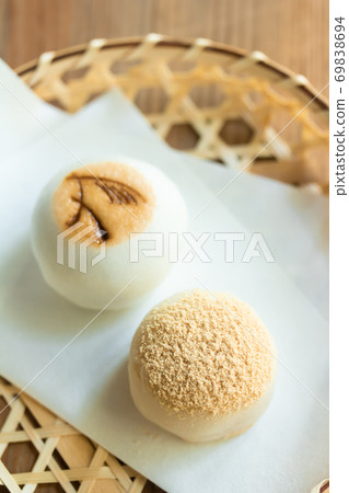High-quality sweets, Tsukimi dumplings and Japanese pampas grass 69838694