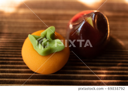 優質糖果,柿子和栗子 優質糖果,柿子和栗子 69838792