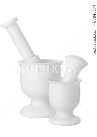 White mortar and pestle isolated on white 69840374