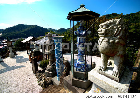 Scenery of Tozan Shrine in Arita Town, Saga Prefecture 3 69841434