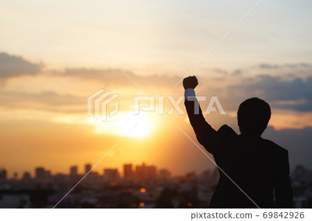 Successful business people With sales growth Successful business people With sales growth 69842926