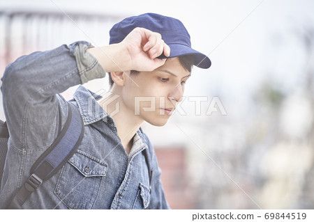 外國旅行者男性 外國旅行者男性 69844519