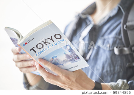 外國旅行者男性 外國旅行者男性 69844896