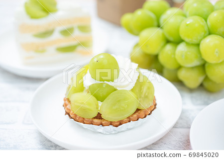 擦亮馬斯喀特和使用閃耀馬斯喀特的蛋糕 69845020