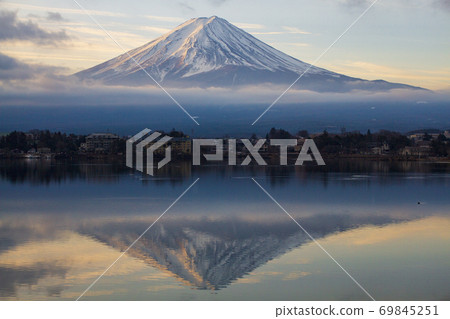 Mount Fuji Mount Fuji 69845251