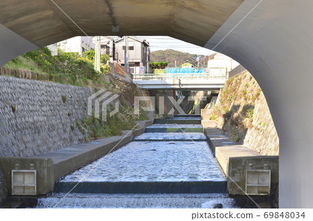 橋橋下的風景 橋橋下的風景 69848034