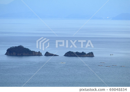Reefs and fishing boats in the Seto Inland Sea 69848834