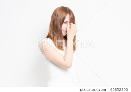 遭受疲憊的少婦 遭受疲憊的少婦 69852200