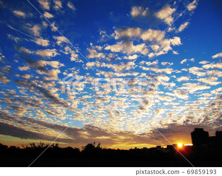 晨曉黃昏夕彩 69859193