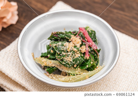 Swiss chard's sesame Swiss chard's sesame 69861124