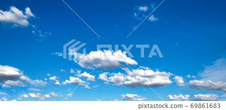 Beautiful blue sky with cloud background Beautiful blue sky with cloud background 69861683