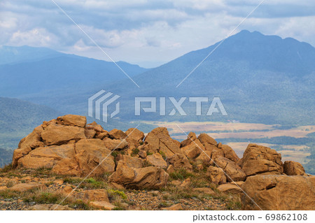 Mt. Shibutsu Rock (View from Mt. Shibutsu) Mt. Shibutsu Rock (View from Mt. Shibutsu) 69862108