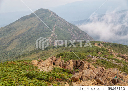 涉but山之路(涉but山之路) 涉but山之路(涉but山之路) 69862110