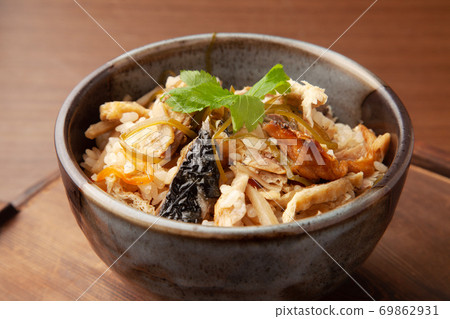 Grilled mackerel cooked rice Grilled mackerel cooked rice 69862931