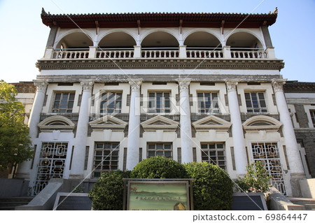 Henan University Modern Buildings, Kaifeng City, Henan Province, China 69864447