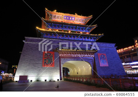 在中國河南省開開市開設鼓樓 在中國河南省開開市開設鼓樓 69864555