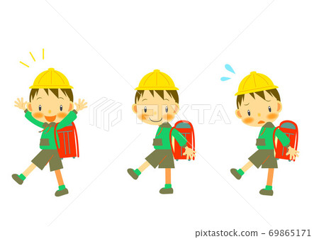 Elementary school students with too heavy school bags and elementary school students with light school bags 69865171