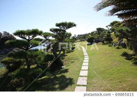 Street garden Street garden 69865815