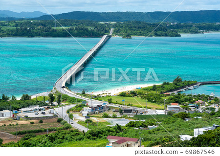 Scenery of Kouri Island and Kouri Ohashi seen from Kouri Ocean Tower Scenery of Kouri Island and Kouri Ohashi seen from Kouri Ocean Tower 69867546