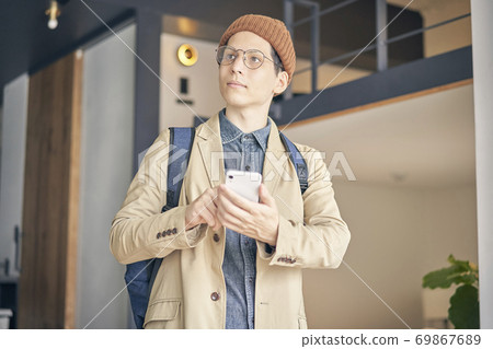 Foreign Traveler Male Foreign Traveler Male 69867689