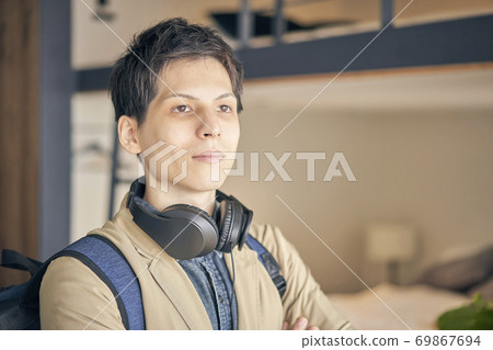 Foreign Traveler Male Foreign Traveler Male 69867694