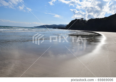 Oki Beach Oki Beach 69869006