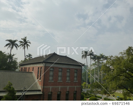 台灣台南-01/24/2013:總爺藝文中心紅樓是原麻豆糖廠辦公室 台灣台南-01/24/2013:總爺藝文中心紅樓是原麻豆糖廠辦公室 69871546