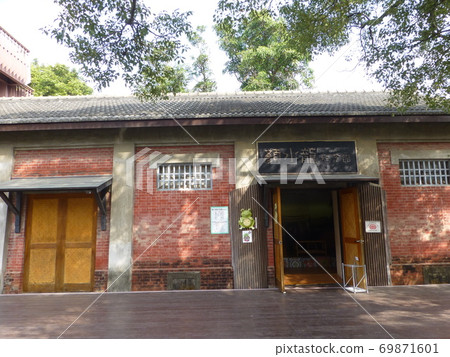 台灣台南-01/24/2013:總爺藝文中心的顏水龍紀念館 69871601