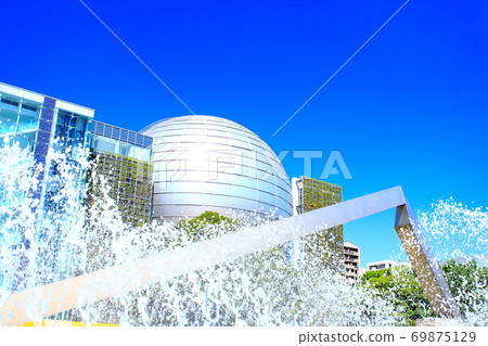 名古屋市科學館的風景和噴泉 名古屋市科學館的風景和噴泉 69875129