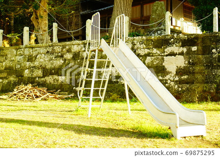 Showa retro slide 69875295