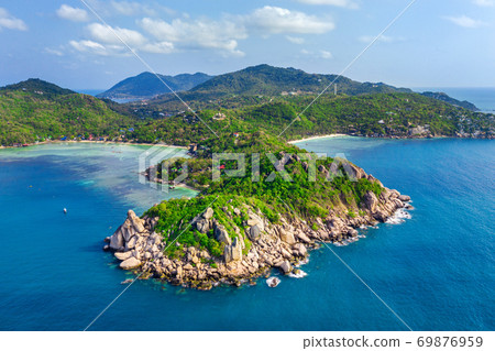 Aerial view of Beautiful Koh Tao island in Surat 69876959