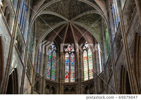 Interior and altar of Bordeaux Cathedral Saint-Andre, Bordeaux, France Interior and altar of Bordeaux Cathedral Saint-Andre, Bordeaux, France 69879847