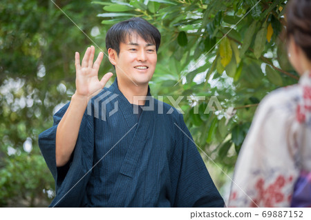 浴衣的男人和女人 浴衣的男人和女人 69887152